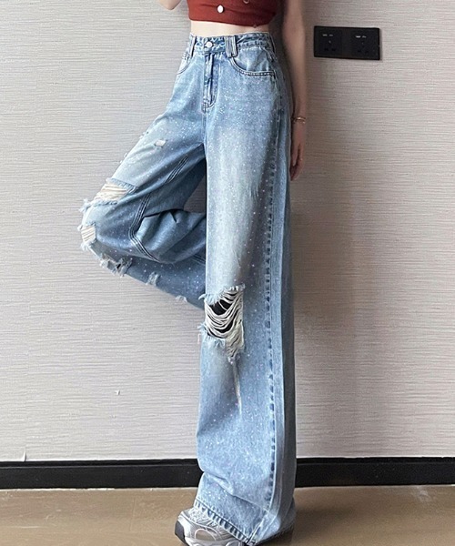 AMAJI(アマジ)の「ラインストーン ダメージ加工 デニム ワイドストレートパンツ(デニムパンツ・レディース・ブルー・X-LARGE/LARGE/MEDIUM/SMALL)」の3枚目の写真