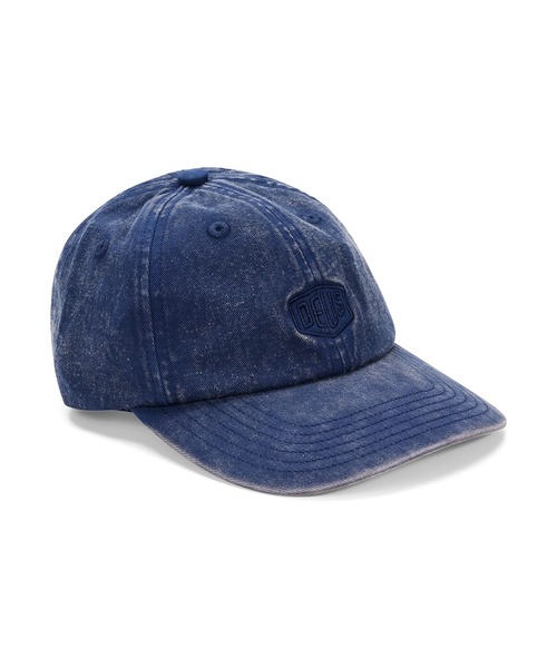 DEUS EX MACHINA(デウスエクスマキナ)の「SHIELD GARMENT DYED DAD CAP(キャップ・メンズ・ライトブルー/ブルー・OS)」の1枚目の写真
