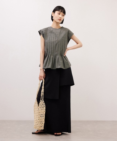 ADAM ET ROPE'(アダムエロペ)の「【定番】タックフレアジレブラウス(シャツ/ブラウス・レディース・ブルー系その他/ベージュ系その他/ホワイト・FREE)」の6枚目の写真