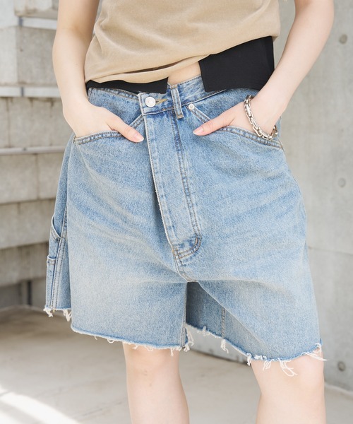 SOEMIN(ソミン)の「【SELECT】Denim bermuda pants/ウエストクロスデニムハーフパンツ(デニムパンツ・レディース・ライトブルー/ブラック・FREE)」の2枚目の写真