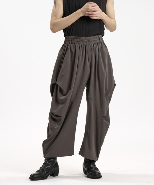 NO ID.(ノーアイディ)の「【NO ID.】Linen Touch Gathered Drape Easy Trousers / リネン タッチ ギャザー ドレープ イージー トラウザーズ(その他パンツ・メンズ・ブラック/グレー・1/2)」の19枚目の写真