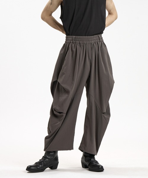 NO ID.(ノーアイディ)の「【NO ID.】Linen Touch Gathered Drape Easy Trousers / リネン タッチ ギャザー ドレープ イージー トラウザーズ(その他パンツ・メンズ・ブラック/グレー・1/2)」の21枚目の写真