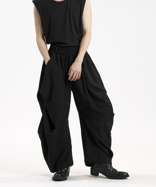 NO ID.(ノーアイディ)の「【NO ID.】Linen Touch Gathered Drape Easy Trousers / リネン タッチ ギャザー ドレープ イージー トラウザーズ(その他パンツ・メンズ・ブラック/グレー・1/2)」の8枚目の写真