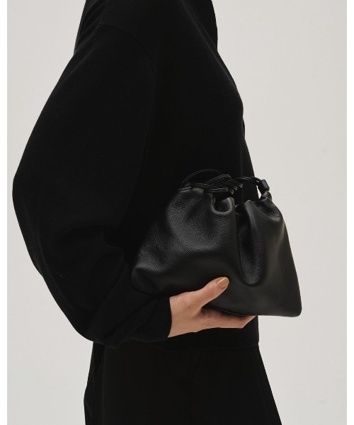 TODAYFUL（トゥデイフル）の「Drawstring Leather Bag 12611020（ショルダーバッグ・レディース・ブラウン/ブラック・FREE）」の7枚目の写真