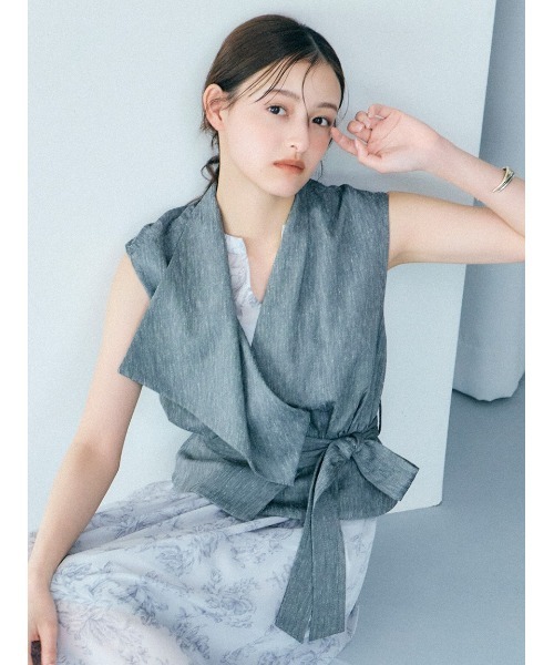 SNIDEL(スナイデル)の「デザインジレ(その他アウター・レディース・カーキ/グレー/アイボリー・F)」の3枚目の写真