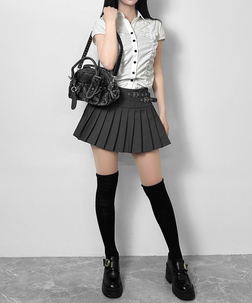 FOLLOWIN(フォロウィン)の「【ハート鏡チャーム付き】ポケットデニム2WAYバッグ【動画あり】(ショルダーバッグ・レディース・ブルー/ブラック・FREE)」の12枚目の写真