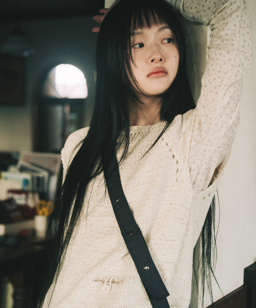 OHESHIO(オヘシオ)の「KEY PATTERNED LONG SLEEVE, IVORY(Tシャツ/カットソー・レディース・その他・FREE)」の5枚目の写真