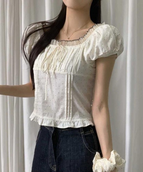 WESTSEA(ウエストシー)の「ドット柄 オフショルダートップス / パフスリーブ シャーリングブラウス ショート丈 シュシュ付き(シャツ/ブラウス・レディース・ネイビー/アイボリー・FREE)」の8枚目の写真