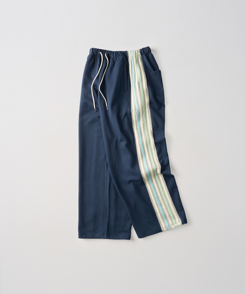 GARMENTS FAB(ガーメンツファブ)の「Rainbow Binding Sweatpants (NAVY)(スウェットパンツ・レディース・その他・MEDIUM/LARGE)」の1枚目の写真