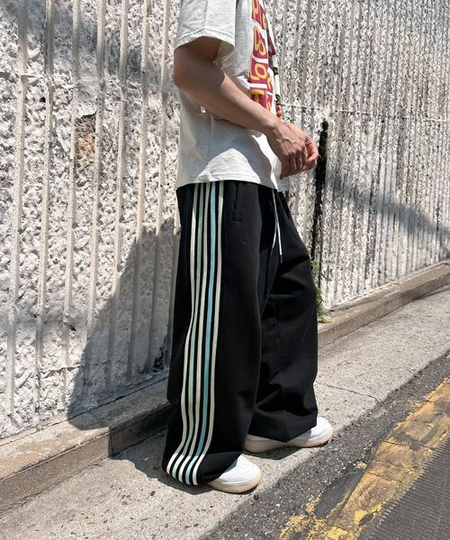 GARMENTS FAB(ガーメンツファブ)の「Rainbow Binding Sweatpants (NAVY)(スウェットパンツ・レディース・その他・MEDIUM/LARGE)」の9枚目の写真