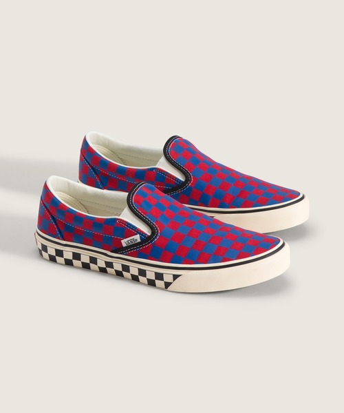 VANS（バンズ）の「クラシック スリッポン / Classic Slip-On CHECKERBOARD R VN000DAHRDB1（スリッポン・メンズ・レッド・11/4/6/8/10/9/8.5/9.5/10.5/11.5/6.5/5/7/7.5/5.5/4.5/12）」の2枚目の写真