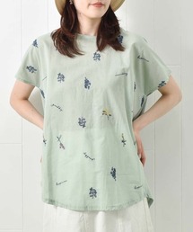 総刺繍Tシャツ
