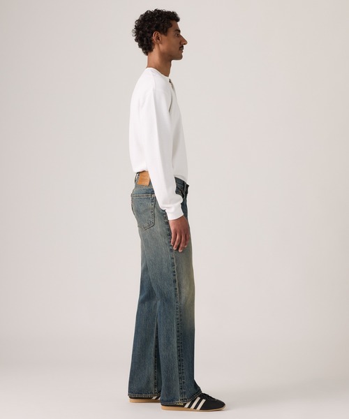 Levi's(リーバイス)の「Levi's/リーバイス 567(TM) リラックスフレア ジーンズ(デニムパンツ・メンズ・ダークインディゴブルー・W28 L32/W30 L32/W33 L32/W36 L32)」の3枚目の写真