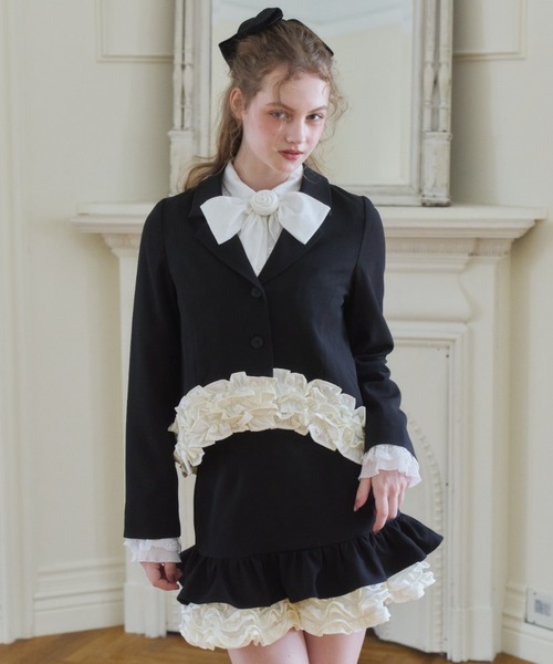 idem(イデム)の「many frill jacket / 裾フリルジャケット(テーラードジャケット・レディース・ブラック/ブラウン・FREE)」の14枚目の写真