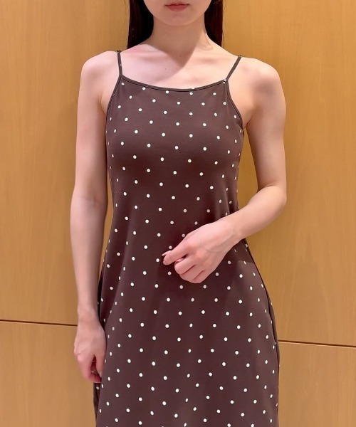 SNIDEL(スナイデル)の「プリントカップインキャミワンピース(ワンピース・レディース・イエロー/ダークブラウン/アニマル・0/1)」の21枚目の写真