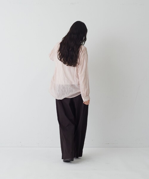 conges payes ADIEU TRISTESSE(コンジェ ペイエ アデュートリステス)の「シャーリングフリルブラウス(シャツ/ブラウス・レディース・ピンク/ネイビー・38)」の9枚目の写真