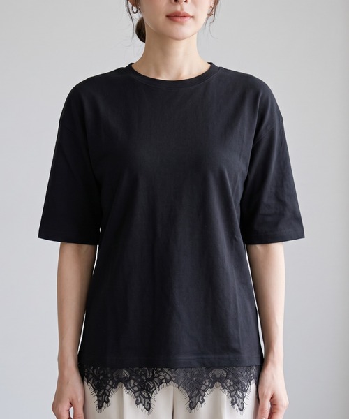 GIVERNY（ジヴェルニー）の「裾レースで大人可愛く♪格上げデザインTシャツ（Tシャツ/カットソー・レディース・ブラック/ホワイト/ベージュ・FREE）」の2枚目の写真