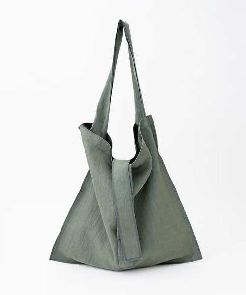 ITTI(イッチ)の「ITTI/イッチ/MARY INSIDE OUT TOTE-L/CERATO(トートバッグ・レディース・オレンジ/オリーブ系/ブラック・F)」の3枚目の写真