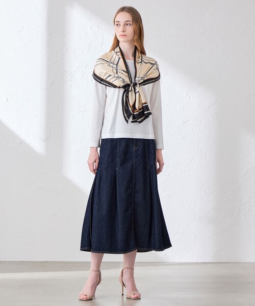 MACKINTOSH LONDON(マッキントッシュ ロンドン)の「【The Essential Collection】プレーティング天竺プルオーバー(Tシャツ/カットソー・レディース・オフホワイト/チャコールグレー・40/38)」の3枚目の写真