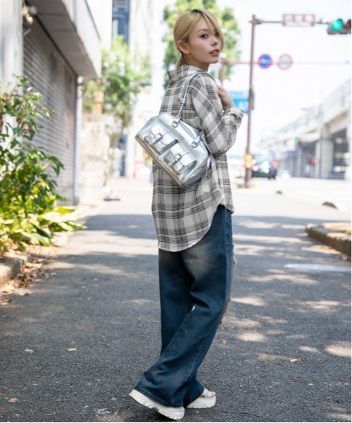 GORGE(ゴージ)の「《シアー素材・チェック柄》タンクトップ付きシャツ/カジュアル×ストリート/春夏秋/全4色(シャツ/ブラウス・レディース・ブラック/オフホワイト/ブルー/ブラウン・F)」の16枚目の写真