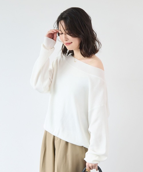 Futier land(フューティアランド)の「あざといオフショルニット(ニット/セーター・レディース・ブラック/ホワイト/ブルー/ライトピンク・FREE)」の14枚目の写真