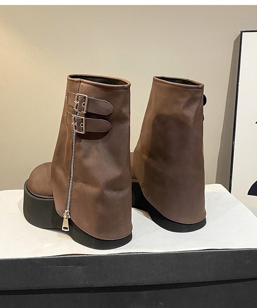 HALEY PESCA(ヘーリーペスカ)の「HALEY PESCA/厚底ジップショートブーツ(ブーツ・レディース・ブラック・LARGE/MEDIUM/SMALL)」の9枚目の写真