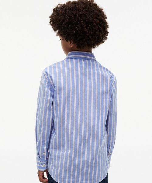 TOMMY HILFIGER（トミーヒルフィガー）の「BOYS ストライプオックスフォードシャツ（シャツ/ブラウス・キッズ・ネイビー・130cm/150cm）」の5枚目の写真