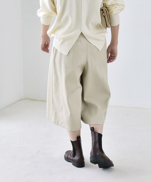quaranciel(カランシエル)の「〈洗濯機可能〉シームデザイン セミワイド ハーフ パンツ(その他パンツ・レディース・ベージュ/ブラウン・ONE SIZE)」の8枚目の写真