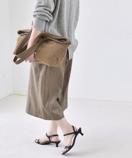 quaranciel(カランシエル)の「〈洗濯機可能〉シームデザイン セミワイド ハーフ パンツ(その他パンツ・レディース・ベージュ/ブラウン・ONE SIZE)」の21枚目の写真