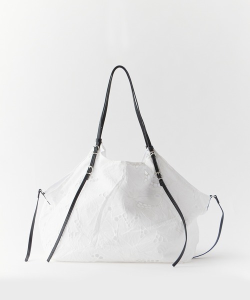 Chick（チック）の「Lace Motif Handbag / レースモチーフトートバッグ 【大容量】 夏物 夏服（トートバッグ・レディース・ブラック・FREE）」の4枚目の写真
