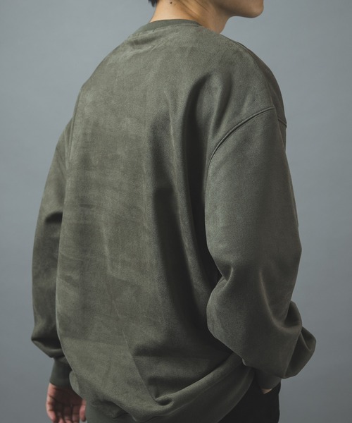 ITEMS URBANRESEARCH（アイテムズ アーバンリサーチ）の「裏フリースF.S. クルーネックプルオーバー（スウェット・メンズ・オリーブ/モカ/ライトベージュ/ブラック・MEDIUM/LARGE）」の14枚目の写真