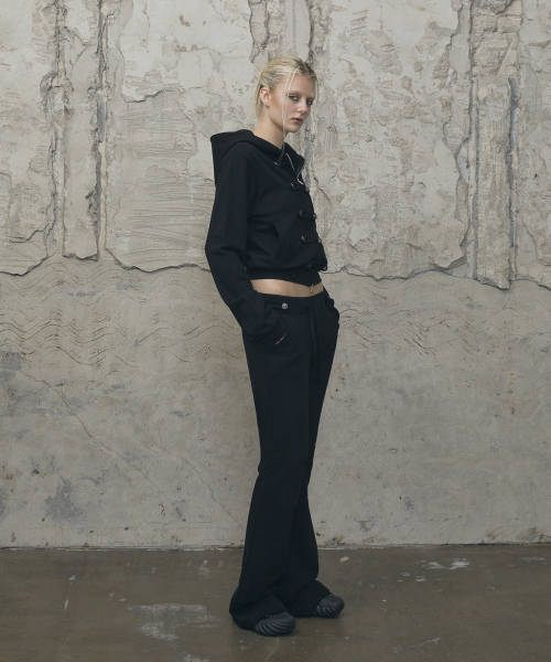 VOONT(ブント)の「Napoleonic Loop Hood Zip-Up (BLACK)(パーカー・レディース・ブラック・OS)」の8枚目の写真