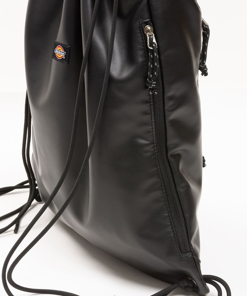 Dickies(ディッキーズ)の「DK ICON LOGO KNAPSACK SL(バックパック/リュック・メンズ・ブラック/ダークブラウン・FREE)」の5枚目の写真