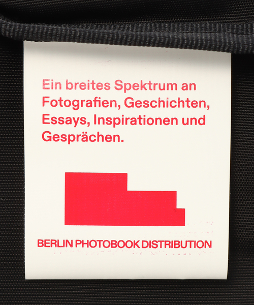 Geek Office(ギークオフィス)の「【Geek Office / ギークオフィス】BERLIN PHOTOBOOK / Werbespruch 001 BAG(トートバッグ・レディース・チャコールグレー/ブルー・FREE)」の8枚目の写真