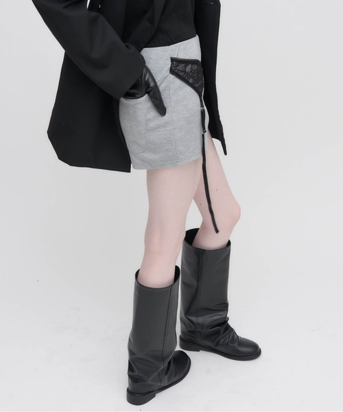 Carmelo(カーメロ)の「Garter layerd mini SK / ガーターレイヤードスカート(スカート・レディース・ブラック/ライトグレー・FREE)」の9枚目の写真