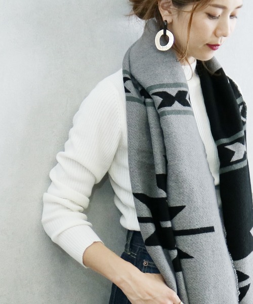 期間限定特価のオルテガ柄大判リバーシブルストール ストール スヌード Reca レカ のファッション Reca レカ のストール スヌード オルテガ柄 大判リバーシブルストール Lic St をセール価格で購入できます Reca ストール スヌード セール