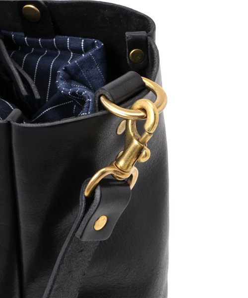 SLOW（スロウ）の「SLOW(スロウ)  別注 2way トートバッグ（トートバッグ・メンズ・キャメル/ブラウン/ブラック・FREE）」の7枚目の写真