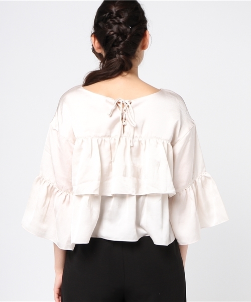 mysty woman（ミスティウーマン）の「ヴィンテージサテン編み上げティアードブラウス（シャツ/ブラウス・レディース・アイボリー/ブラック/ピンクベージュ/グレイッシュブルー・FREE）」の7枚目の写真