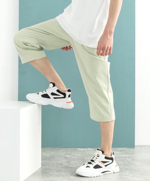 Rocky Monroe（ロッキーモンロー）の「ナチュラルストレッチツイル テーパードクロップドパンツ（チノパンツ・メンズ・ブルー/ネイビー/ベージュ/オリーブ/ライトピンク/レッド/ブラック/サックスブルー/エメラルド/グレー/ホワイト/ブラウン/ワンウォッシュ/グレイッシュブルー/ミント/グリーン・L/M/LL/XXL）」の9枚目の写真