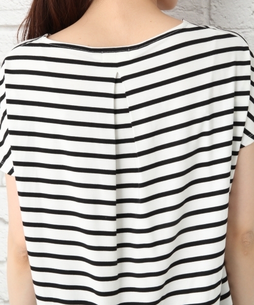 LEPSIM(レプシィム)の「ボーダーヘムラインVネックプルオーバーSS 748974(Tシャツ/カットソー・レディース・ブラック系その他/ホワイト系その他/ベージュ系その他・FREE)」の13枚目の写真