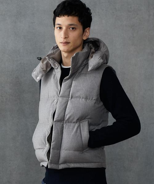 green label relaxing（グリーンレーベルリラクシング）の「SC タスマニア フード ダウンベスト ＜フード取り外し可能＞ ◆（ダウンベスト・メンズ・ライトグレー/ナチュラル/ネイビー・SMALL/LARGE/X-LARGE/MEDIUM）」の3枚目の写真