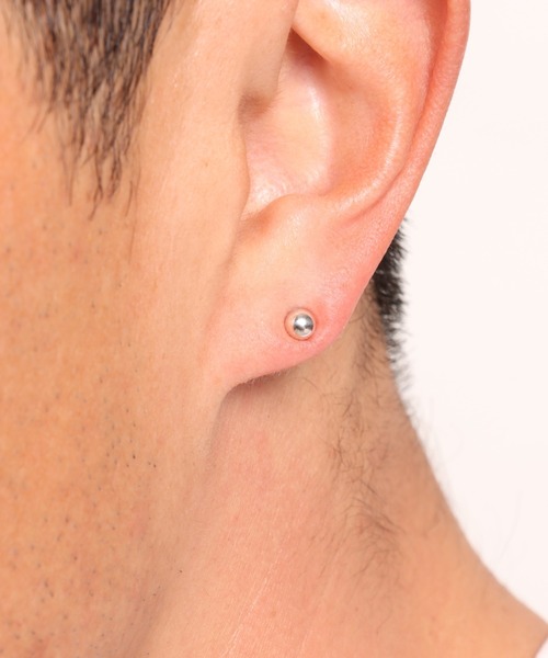 VIVIFY（ビビファイ）の「ピアス/ドット(M)（ピアス（片耳用）・メンズ・シルバー・FREE）」の3枚目の写真