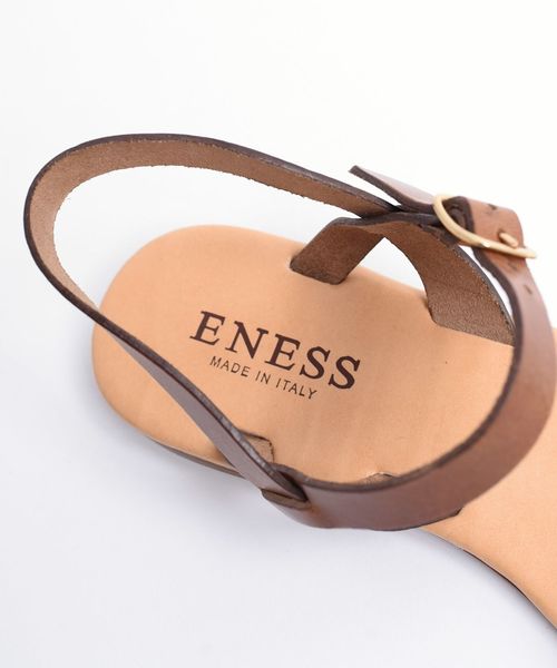 SHIPS(シップス)の「ENESS:2トーンフラットサンダル◇(サンダル・レディース・ブラック/ブラウン・35/36/37/38)」の4枚目の写真
