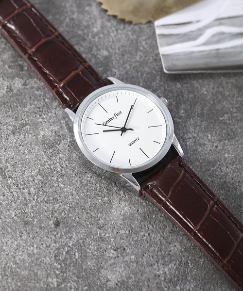 おしゃれスタ（オシャレスタ）の「【INTER SECTION】PUレザーベルト　ウオッチ（アナログ腕時計・メンズ・ホワイト/ブラック/ネイビー/ブラウン/ブラック系その他/ブラウン系その他/ブルー系その他/A/B/C/D/E/F/G/H/I/J/K/L/M/N/O/P/Q/R/S/T/ブラック系その他2/ブラック系その他3/ブラック系その他4/ブラック系その他5/ブラック系その他6/ブルー系その他2/その他1/その他2/ブラウン系その他4/ブラウン系その他5/ブラウン系その他6/ブラウン系その他7/ブラック系その他7/ブラウン系その他2/ブラウン系その他3/その他17/その他18/その他19/その他20/その他16/その他12/その他13/その他14/その他6/その他7/その他8/その他9/その他10/その他11/その他3/その他4/その他5/イエロー系その他2/V/X/Y/Z/キャメル/イエロー系その他/U/その他26/その他27/その他28/イエロー系その他4/その他21/その他22/その他24/イエロー系その他6/イエロー系その他7/その他23/その他25/イエロー系その他5/イエロー系その他3/その他15/ホワイト系その他/その他34/その他32/その他33/その他30/その他29/ブルー系その他4/その他31/ブルー系その他3/W・FREE）」の14枚目の写真