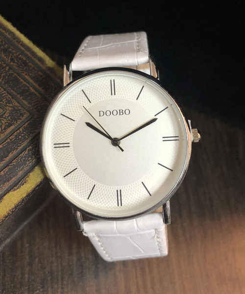 おしゃれスタ（オシャレスタ）の「【INTER SECTION】PUレザーベルト　ウオッチ（アナログ腕時計・メンズ・ホワイト/ブラック/ネイビー/ブラウン/ブラック系その他/ブラウン系その他/ブルー系その他/A/B/C/D/E/F/G/H/I/J/K/L/M/N/O/P/Q/R/S/T/ブラック系その他2/ブラック系その他3/ブラック系その他4/ブラック系その他5/ブラック系その他6/ブルー系その他2/その他1/その他2/ブラウン系その他4/ブラウン系その他5/ブラウン系その他6/ブラウン系その他7/ブラック系その他7/ブラウン系その他2/ブラウン系その他3/その他17/その他18/その他19/その他20/その他16/その他12/その他13/その他14/その他6/その他7/その他8/その他9/その他10/その他11/その他3/その他4/その他5/イエロー系その他2/V/X/Y/Z/キャメル/イエロー系その他/U/その他26/その他27/その他28/イエロー系その他4/その他21/その他22/その他24/イエロー系その他6/イエロー系その他7/その他23/その他25/イエロー系その他5/イエロー系その他3/その他15/ホワイト系その他/その他34/その他32/その他33/その他30/その他29/ブルー系その他4/その他31/ブルー系その他3/W・FREE）」の2枚目の写真