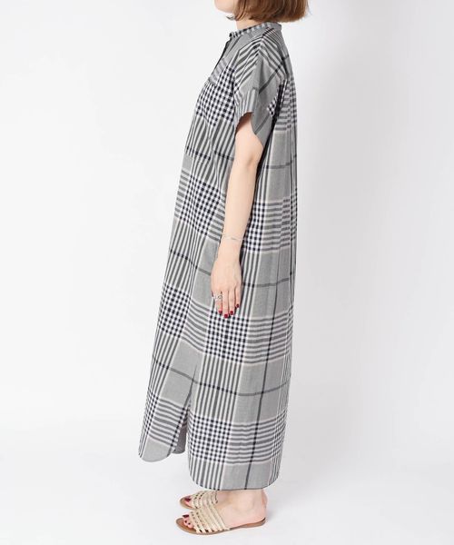 liflattie ships(リフラティ シップス)の「liflattie ships:ビッグチェックロングワンピース◇(ワンピース・レディース・ネイビー/マスタード/ブルー・SMALL/MEDIUM)」の7枚目の写真