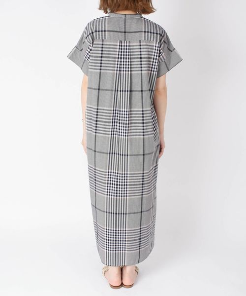 liflattie ships(リフラティ シップス)の「liflattie ships:ビッグチェックロングワンピース◇(ワンピース・レディース・ネイビー/マスタード/ブルー・SMALL/MEDIUM)」の8枚目の写真