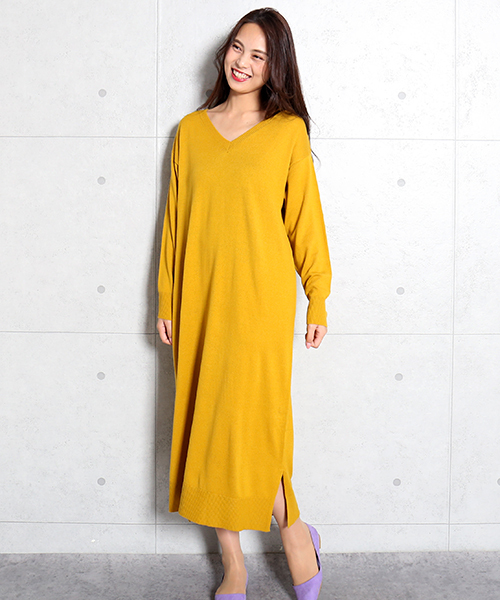 n'ee-ne(ネーネ)の「Vネックロングニットワンピース(ワンピース・レディース・ブラック/杢グレー/ベージュ/マスタード・FREE)」の11枚目の写真