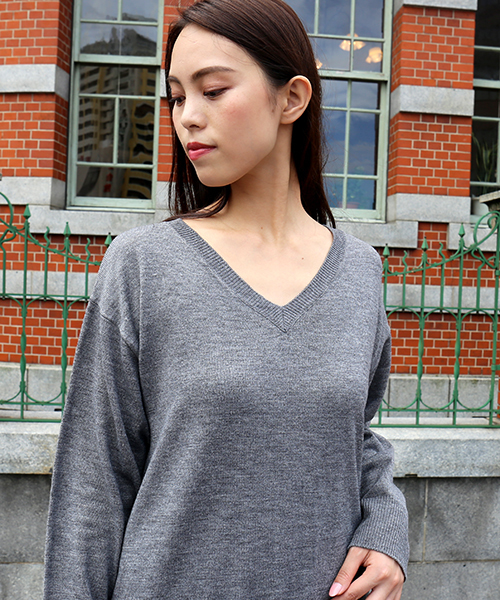 n'ee-ne(ネーネ)の「Vネックロングニットワンピース(ワンピース・レディース・ブラック/杢グレー/ベージュ/マスタード・FREE)」の20枚目の写真