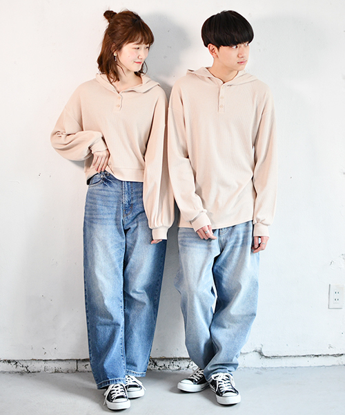 PairPair（ペアペア）の「ワイドテーパードデニムパンツ（デニムパンツ・メンズ・サックスブルー・MEDIUM/LARGE）」の2枚目の写真
